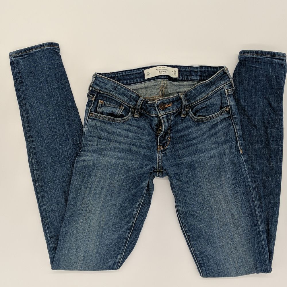Abercrombie & Fitch skinny jeans size 26 or 2 long